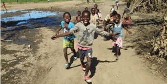 Movimento “Lamego para Lamego” apoia reconstrução de Escola Primária destruída pelo Ciclone Idai